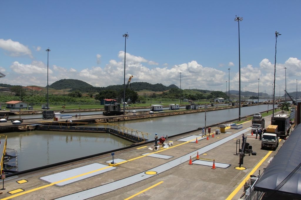 You should know the main things about the Impact of the Panama Canal on Global Logistics